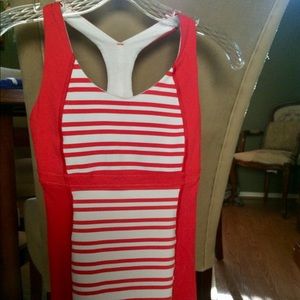 Lululemon active tops